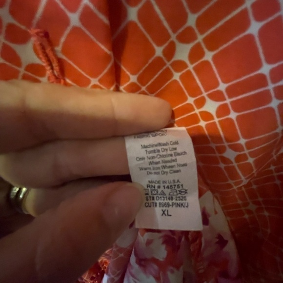 3/$30 Coral dress with flower print 41 hawthorn - Picture 4 of 4